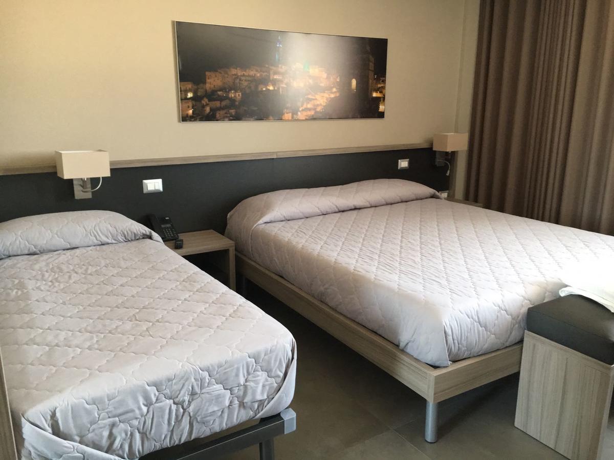 La Sosta Motel Tavola Calda Матера Экстерьер фото